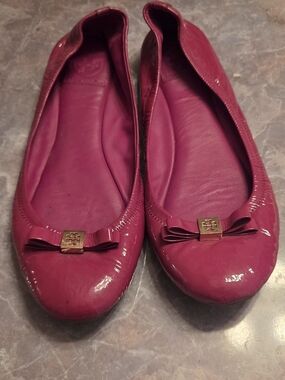 Tory Burch Women’s Pink Patent Leather Ballet Flats